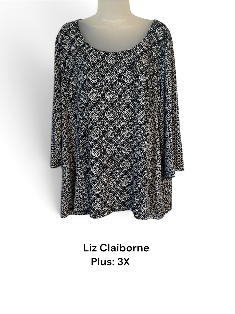 Liz Claiborne Black/White Scoop Neck Patterned Top  PLUS: 3X    #L